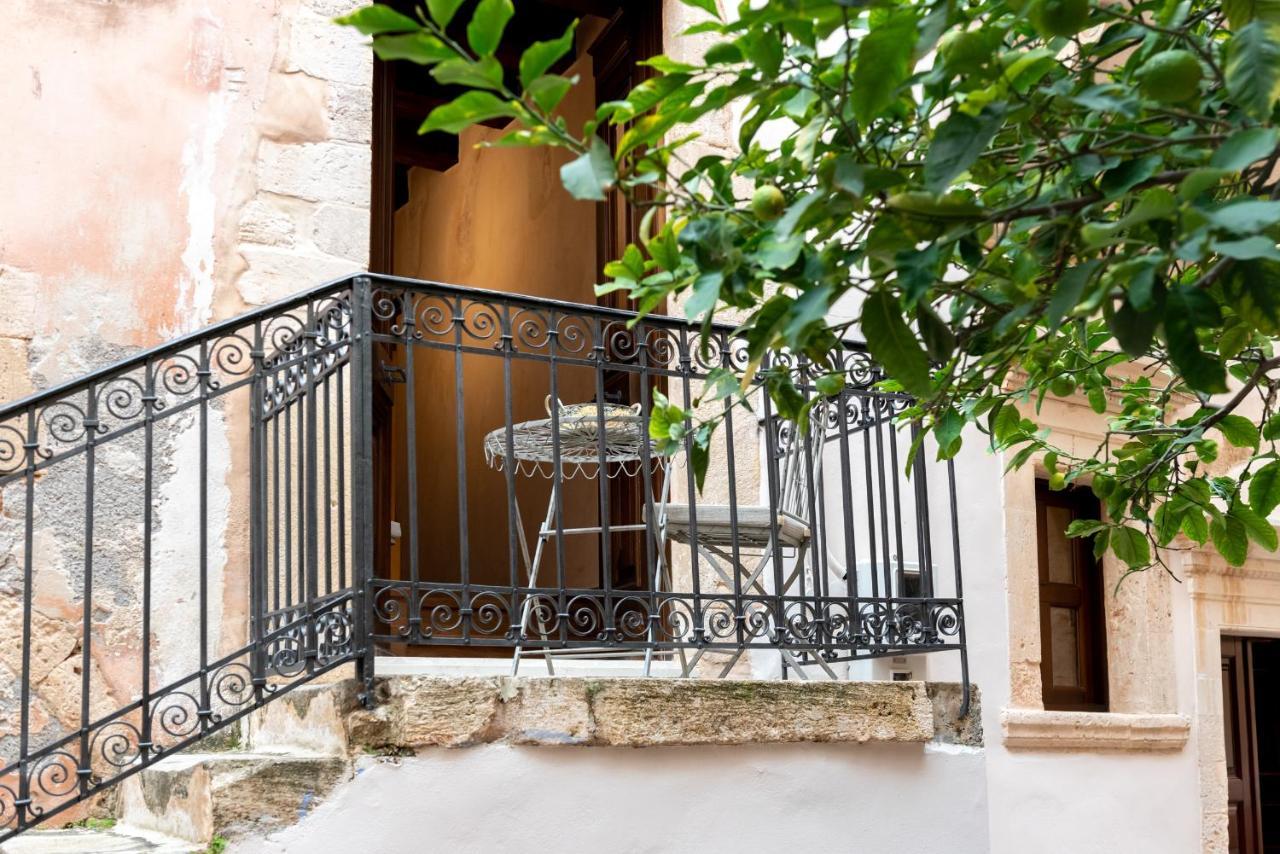 Апарт готель Oniros Residenza Vecchia Chania  Екстер'єр фото